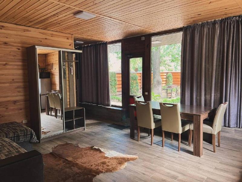 Гостевой Комплекс "Дядя Саша" Villa Sokirno Eksteriør billede